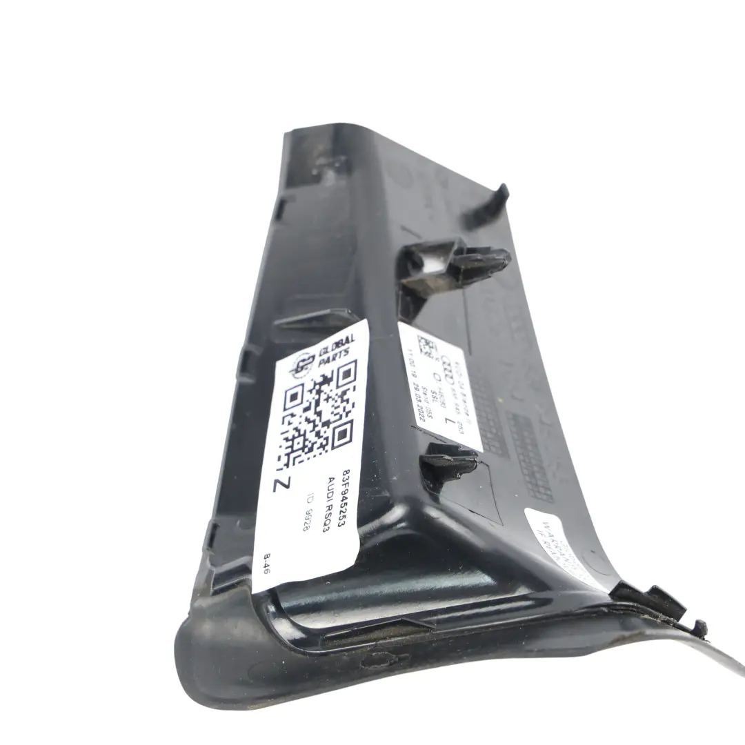 Audi Q3 RSQ3 F3 Embellecedor Luz Trasera Panel Izquierdo - SKU 83F945253 - Número de pieza 83F945253