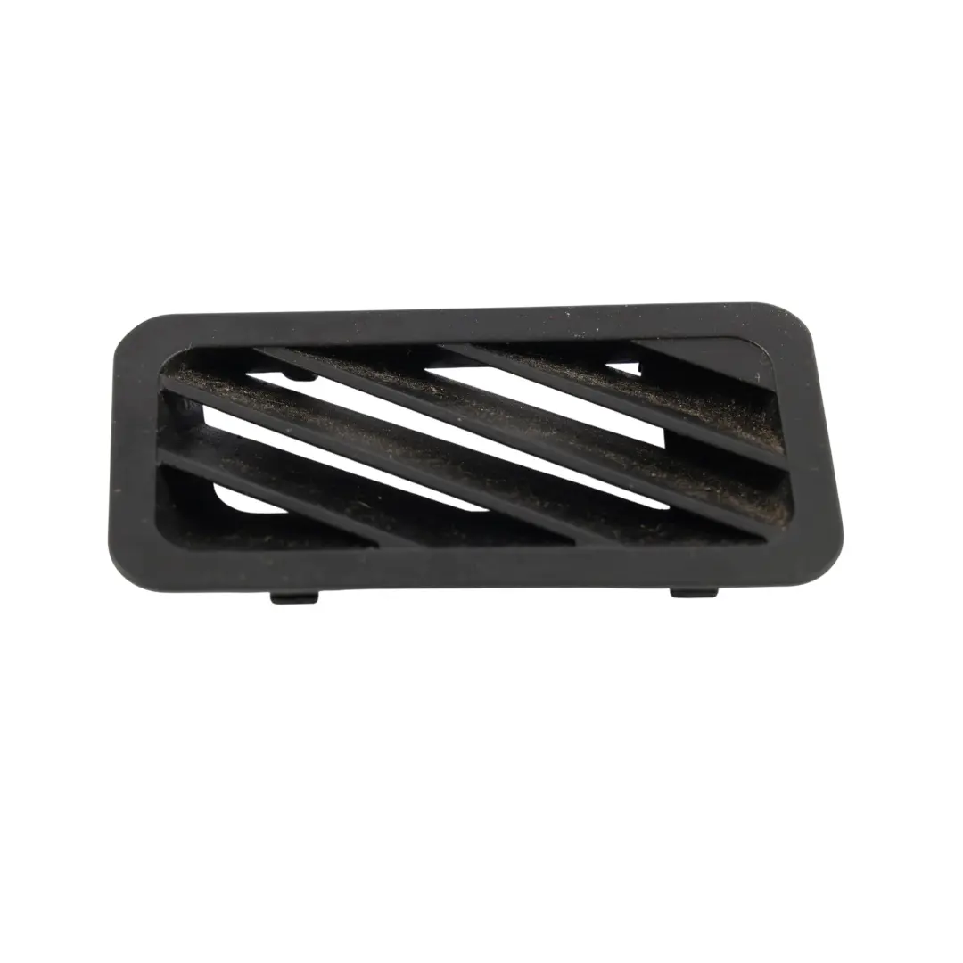 Dashboard Screen Defroster Nozzle Air Vent Covering Left N/S to BMW X5 E53 with Part number 8402219 BMW X5 E53 Dashboard Screen Defroster Nozzle Air Vent Covering Left N/S - SKU 8402219 - Part number 8402219