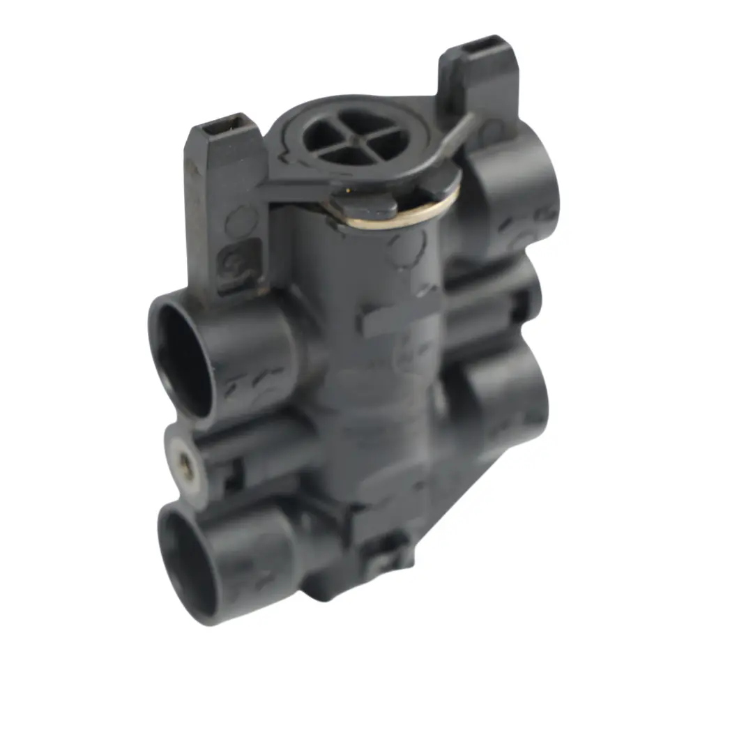 Connettore Tubo Radiatore Olio Cambio 9488754 per BMW F45 F46 G30 Mini F60 con numero di parte 8481575 BMW F45 F46 G30 Mini F60 Connettore Tubo Radiatore Olio Cambio 9488754 - SKU 8481575-2 - Numero di parte 8481575