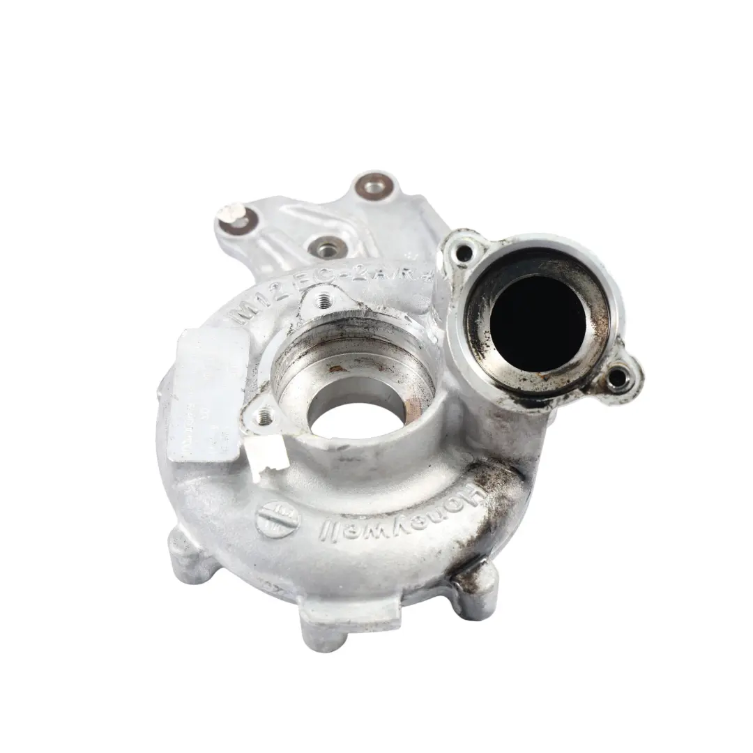 Copertura Turbo B47D20B 25dX B47 2.0 Diesel per BMW X5 F15 con numero di parte 8513567 BMW X5 F15 Copertura Turbo B47D20B 25dX B47 2.0 Diesel - SKU 8513567-4 - Numero di parte 8513567