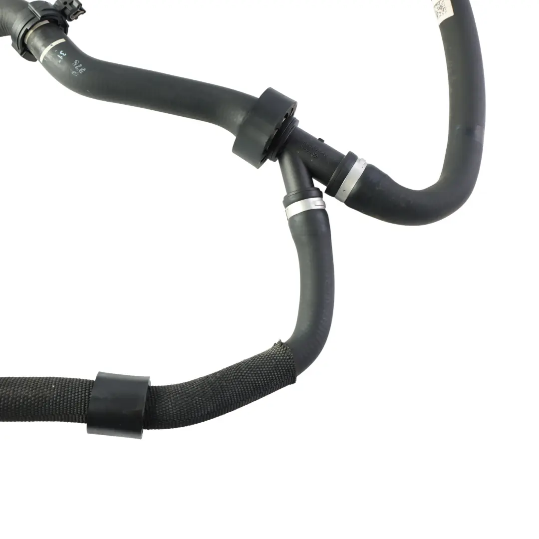 Tuyau Durite Radiateur Moteur pour BMW F21 LCI F22 LCI F31 LCI à propos du numéro de pièce 8675285 BMW F21 LCI F22 LCI F31 LCI Tuyau Durite Radiateur Moteur - SKU 8675285 - Numéro de pièce 8675285