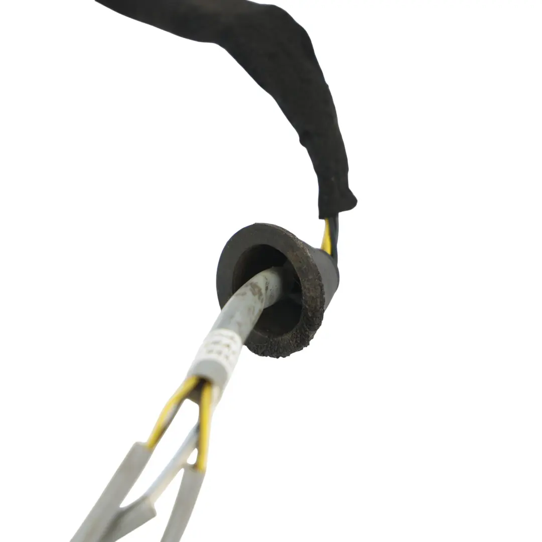 Faisceau Câblage Caméra Hayon Arrière pour Ford Fiesta MK7 à propos du numéro de pièce 8A61-17N400-AC Ford Fiesta MK7 Faisceau Câblage Caméra Hayon Arrière - SKU 8A61-17N400-AC - Numéro de pièce 8A61-17N400-AC