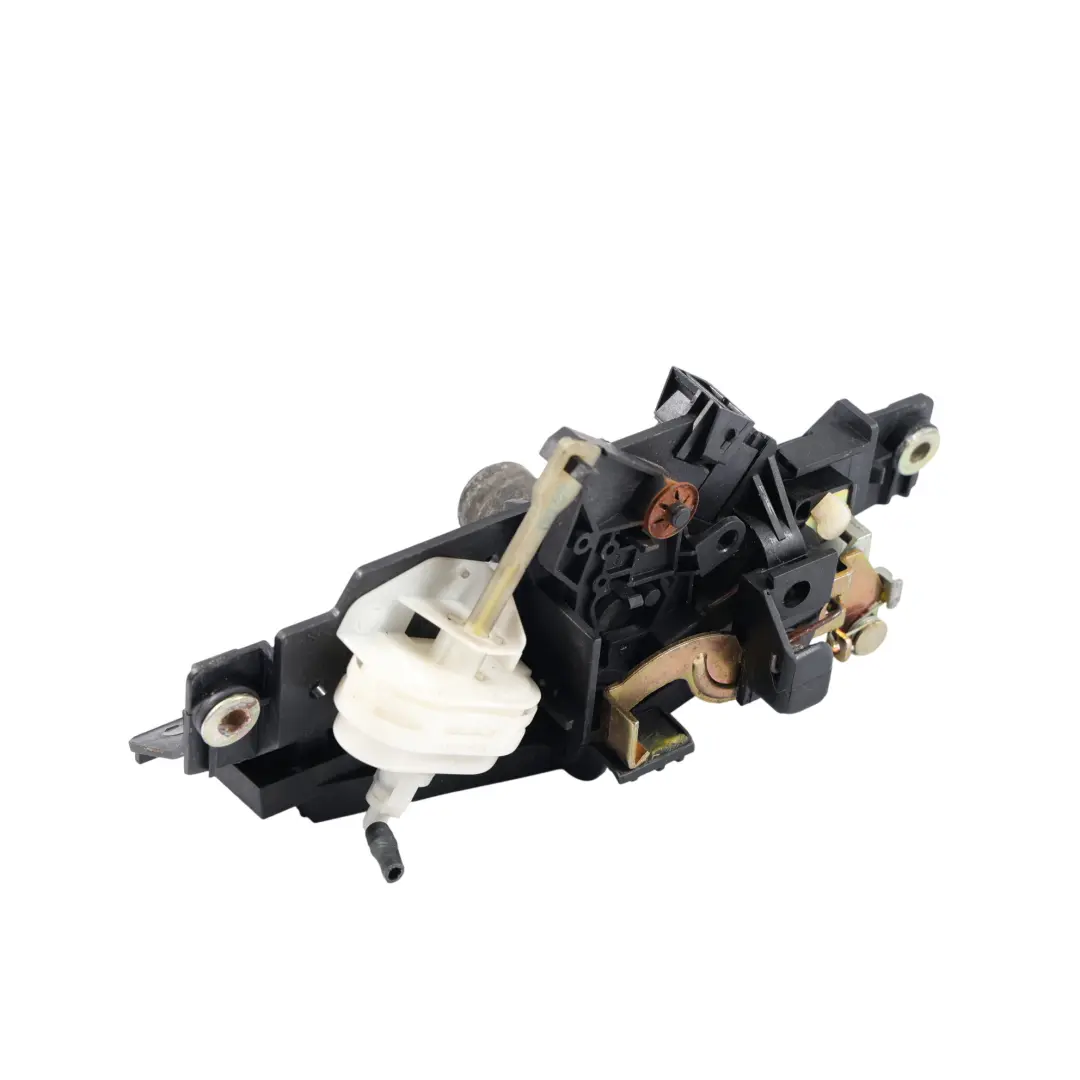 8L A4 S4 8D Serratura Portellone Posteriore per Audi A3 con numero di parte 8D9827565H Audi A3 8L A4 S4 8D Serratura Portellone Posteriore - SKU 8D9827565H - Numero di parte 8D9827565H