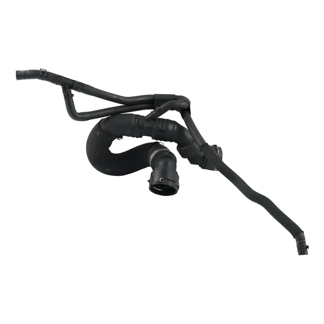 Manguera Superior Radiador Refrigerante 3.2 AUK para Audi A4 B7 con número de pieza 8E0121101T Audi A4 B7 Manguera Superior Radiador Refrigerante 3.2 AUK - SKU 8E0121101T-1 - Número de pieza 8E0121101T