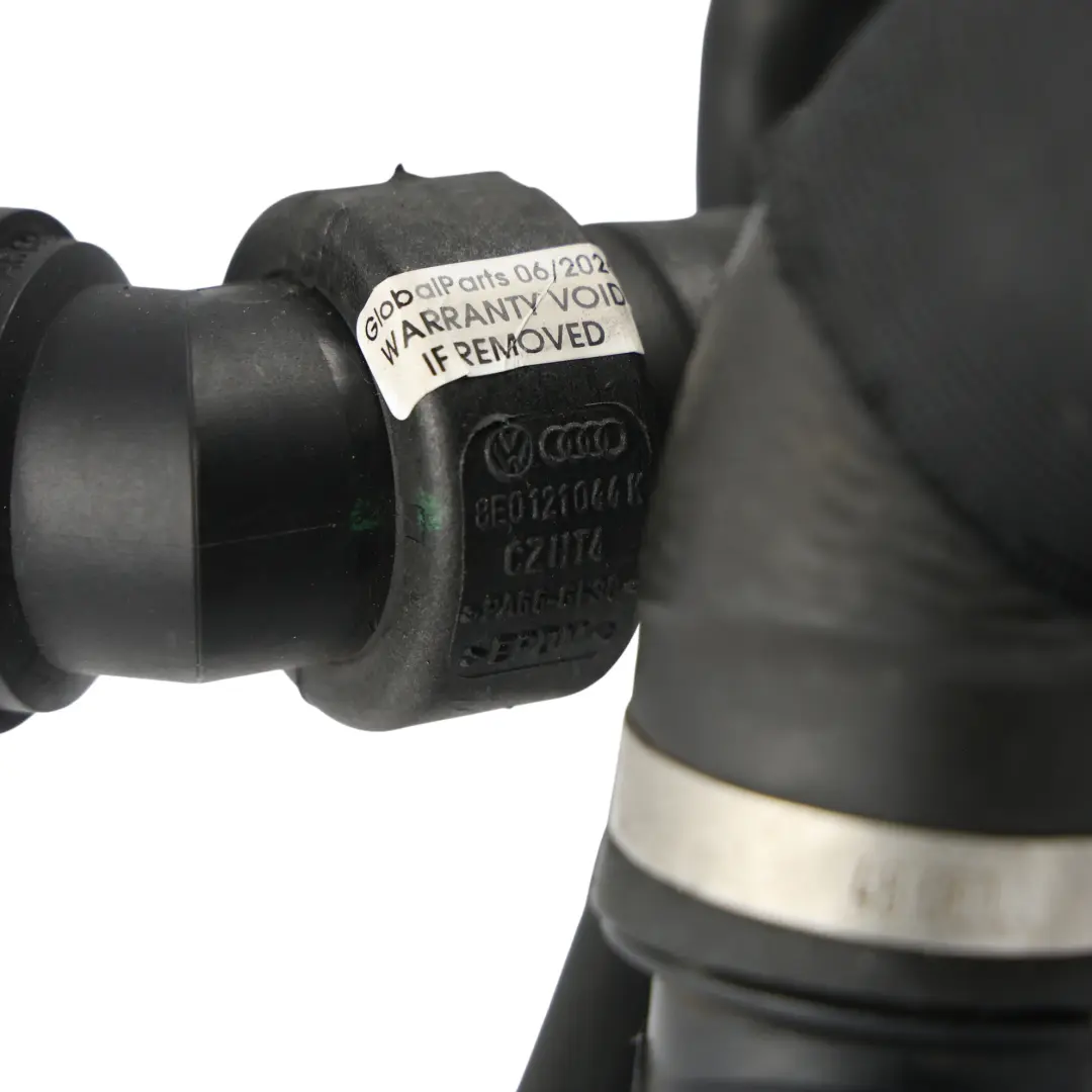 Tubo Manicotto Radiatore Liquido Refrigerante 3.2 AUK per Audi A4 B7 con numero di parte 8E0121101T Audi A4 B7 Tubo Manicotto Radiatore Liquido Refrigerante 3.2 AUK - SKU 8E0121101T-1 - Numero di parte 8E0121101T