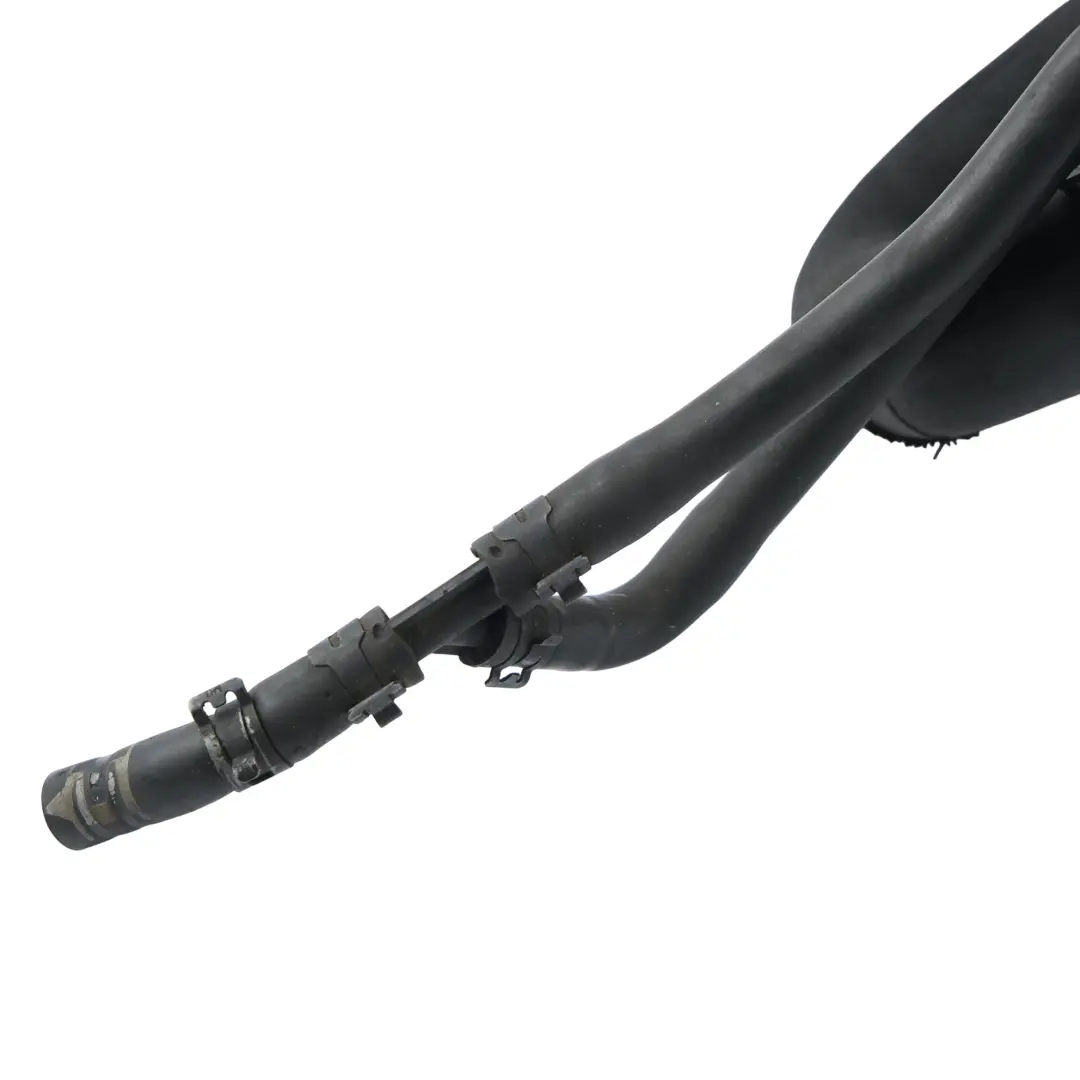 Durite Tuyau Liquide Refroidissement Radiateur 3.2 AUK pour Audi A4 B7 à propos du numéro de pièce 8E0121101T Audi A4 B7 Durite Tuyau Liquide Refroidissement Radiateur 3.2 AUK - SKU 8E0121101T-1 - Numéro de pièce 8E0121101T