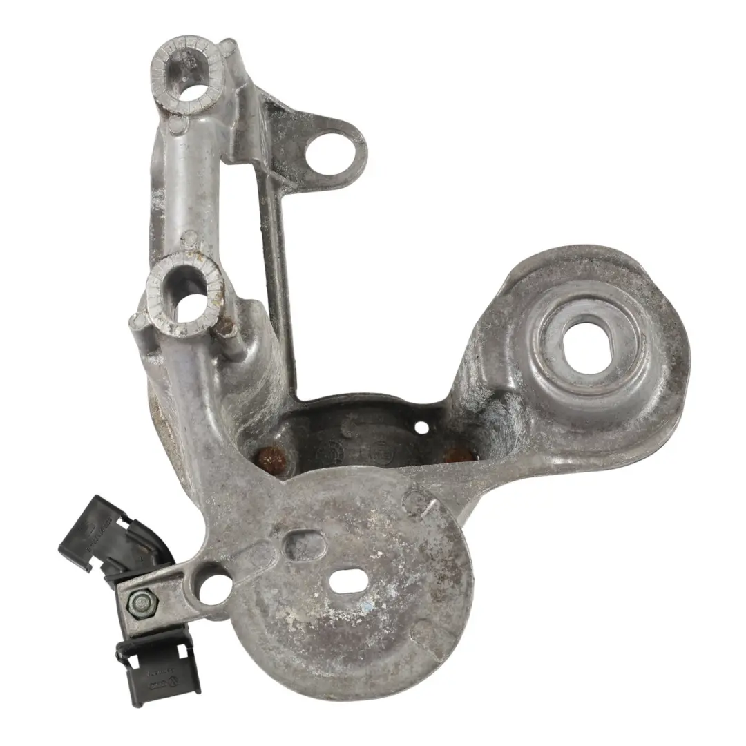 Audi A4 B7 Engine Mount Holder Support Carrier Mounting Right O/S - SKU 8E0199352K - Part number 8E0199352K