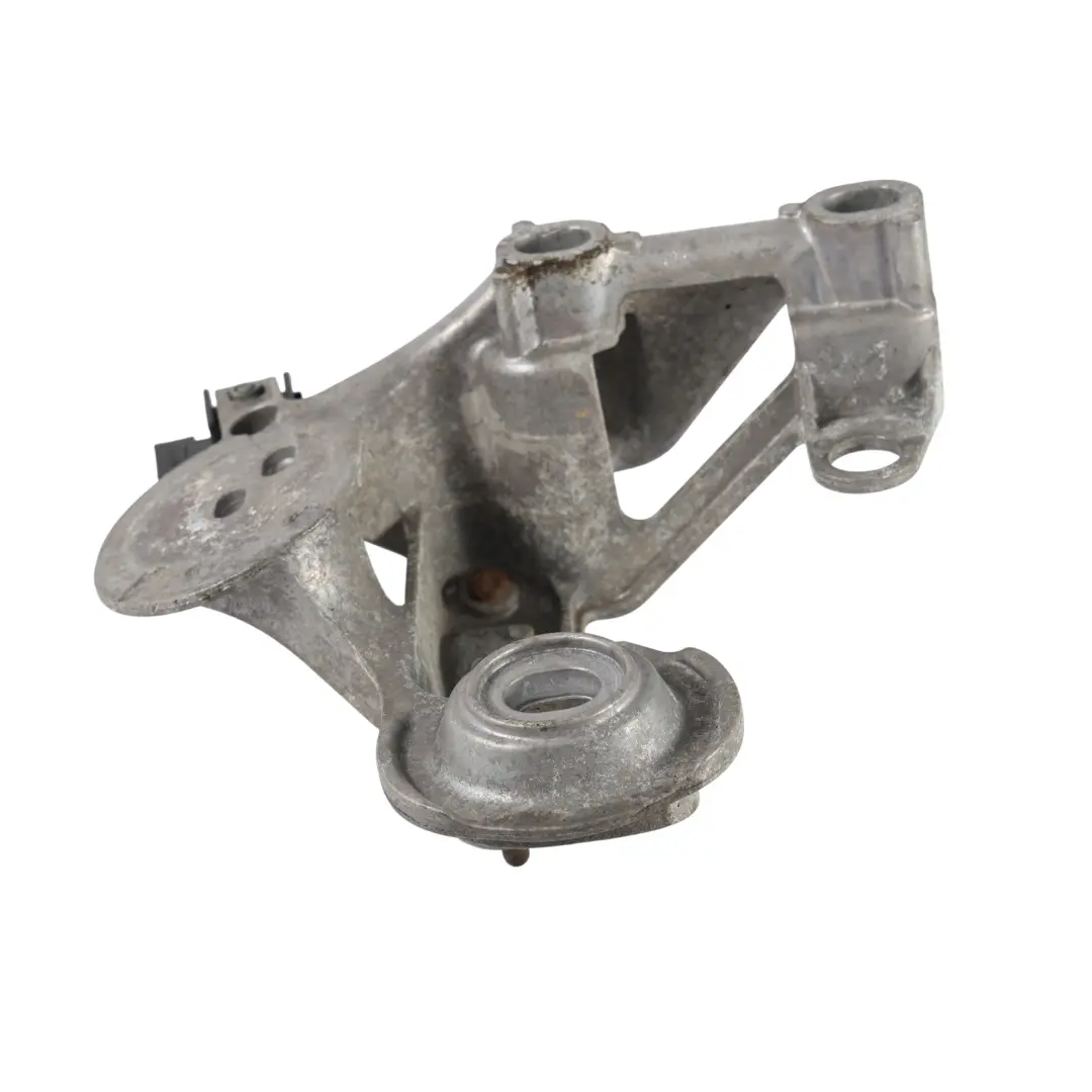 Audi A4 B7 Support Moteur Fixation Droit - SKU 8E0199352K - Numéro de pièce 8E0199352K