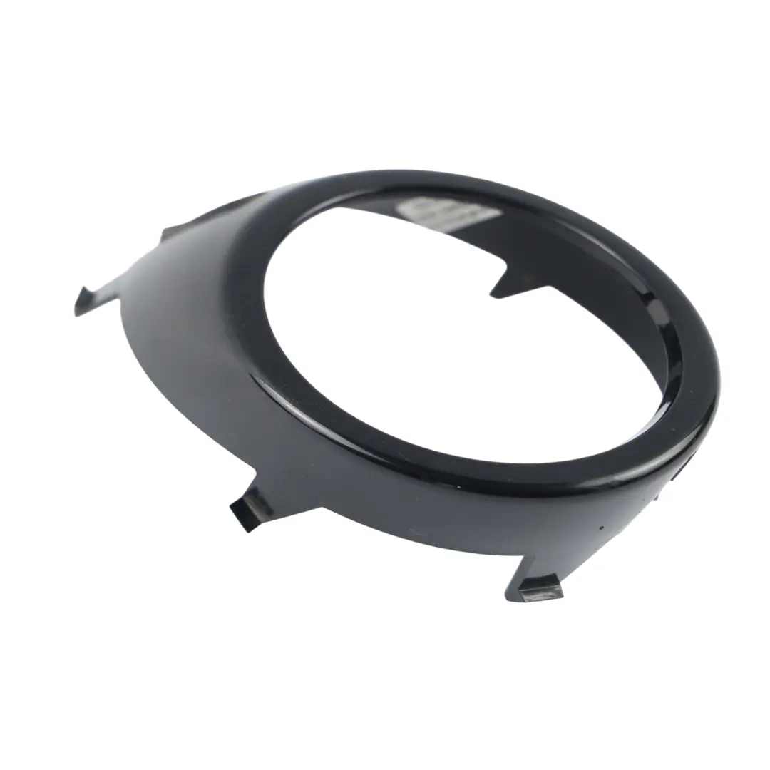 Audi A4 B7 Ramka Kratka Halogenu Przednia Lewa - SKU 8E0807819 - Numer Części 8E0807819