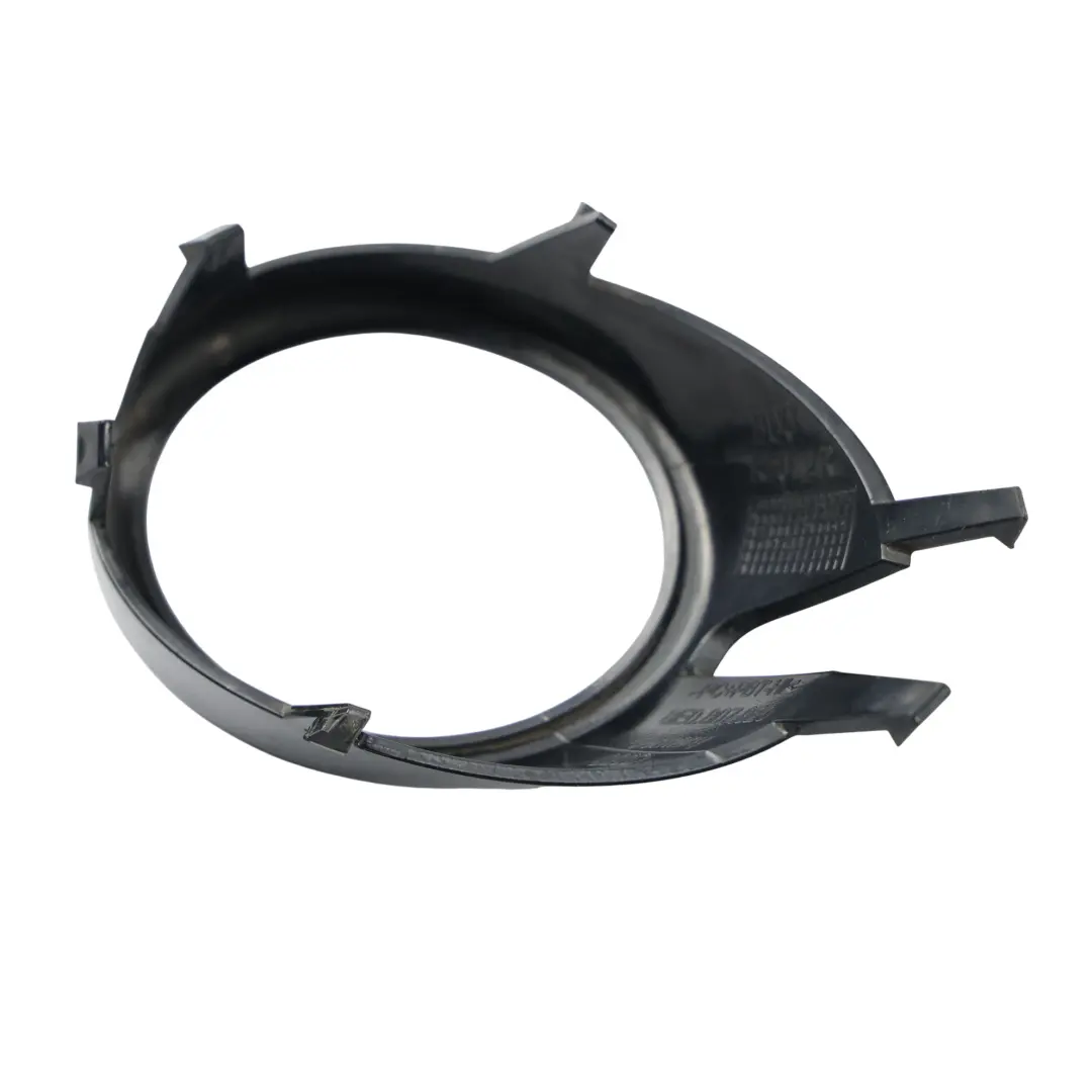 Cadre Contour Antibrouillard Pare-Chocs Avant Droit pour Audi A4 B7 à propos du numéro de pièce 8E0807820 Audi A4 B7 Cadre Contour Antibrouillard Pare-Chocs Avant Droit - SKU 8E0807820 - Numéro de pièce 8E0807820