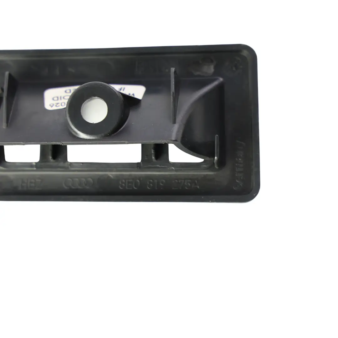 3R Fußraum Lüftung Blende Links Schwarz für Audi A4 B7 Seat Exeo mit Teilenummer 8E0819275A Audi A4 B7 Seat Exeo 3R Fußraum Lüftung Blende Links Schwarz - SKU 8E0819275A - Teilenummer 8E0819275A