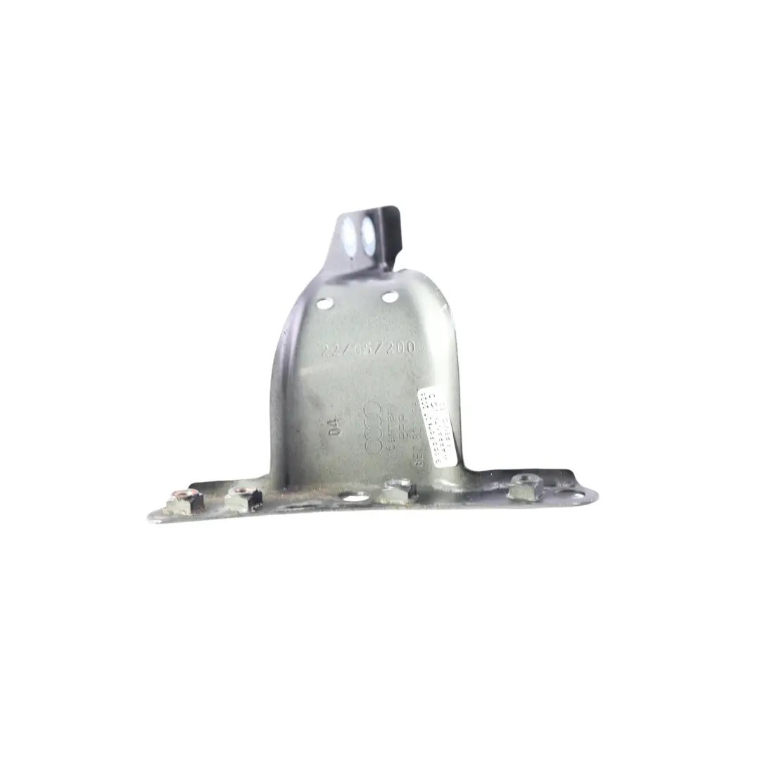 Audi A4 B7 Wing Fender Support Bracket Front Right O/S Phantom Black - Z9Y - SKU 8E0821136A-PHB - Part number 8E0821136A