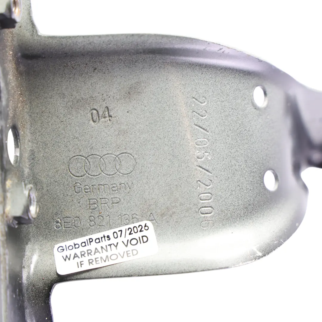 Audi A4 B7 Wing Fender Support Bracket Front Right O/S Phantom Black - Z9Y - SKU 8E0821136A-PHB - Part number 8E0821136A