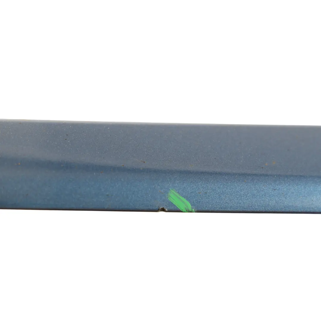 Front Right Door O/S Moulding Trim Strip Mauritiusblau Perleffekt-Z5C to Audi A4 B7 with Part number 8E0853954 Audi A4 B7 Front Right Door O/S Moulding Trim Strip Mauritiusblau Perleffekt-Z5C - SKU 8E0853954-MAU - Part number 8E0853954