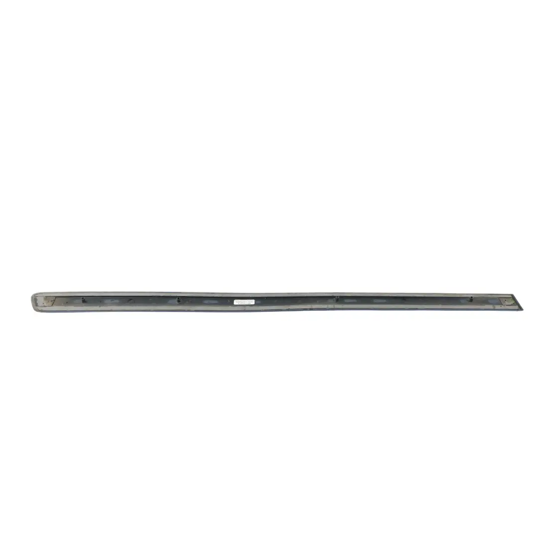 Audi A4 B7 Moldura Puerta Trasera Izquierda S Line Azul Mauritius Z5C 8E0853964 - SKU 8E0853963-MAU - Número de pieza 8E0853963