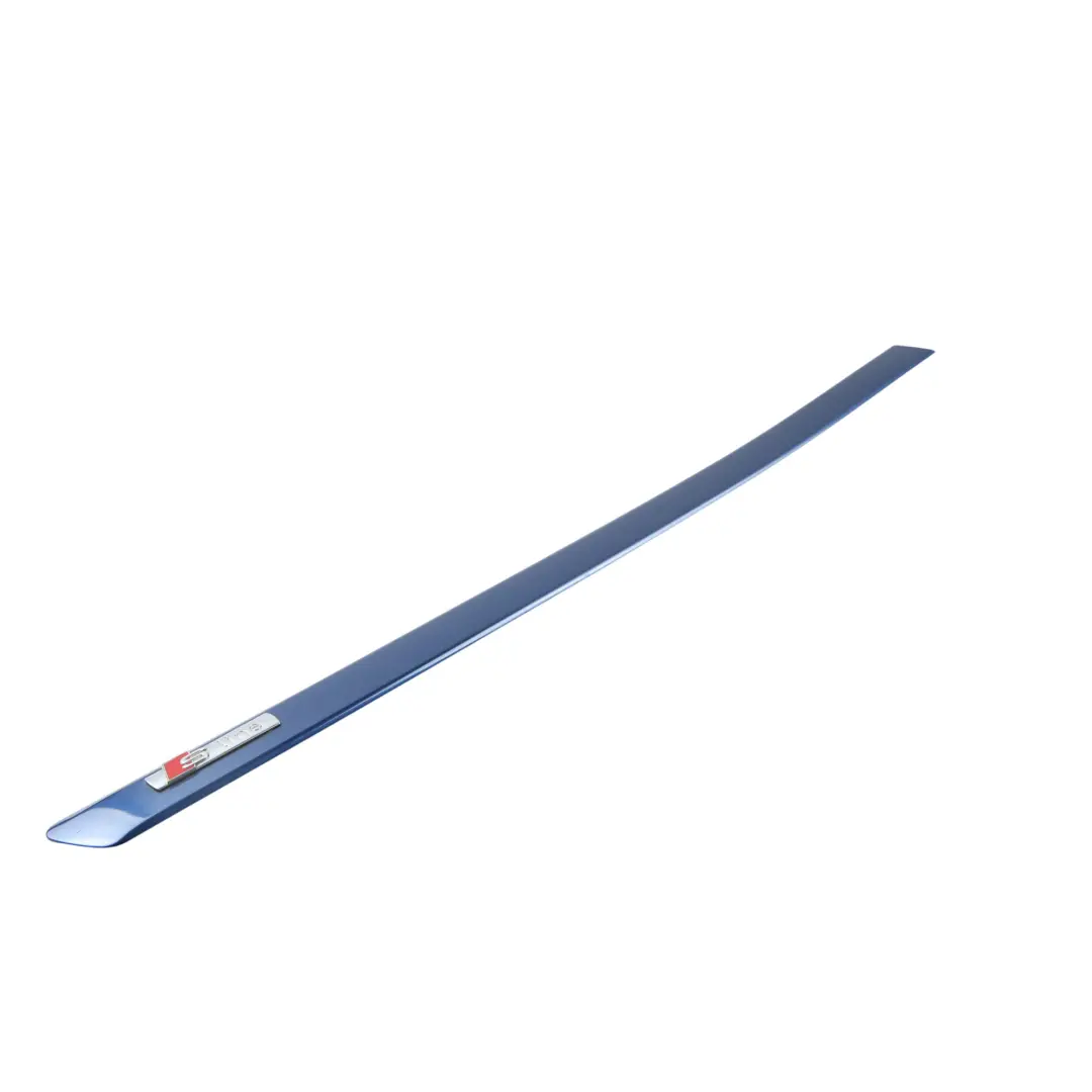 Moldura Puerta Trasera Derecha S Line Azul Mauritius Z5C para Audi A4 B7 con número de pieza 8E0853964 Audi A4 B7 Moldura Puerta Trasera Derecha S Line Azul Mauritius Z5C - SKU 8E0853964-MAU - Número de pieza 8E0853964