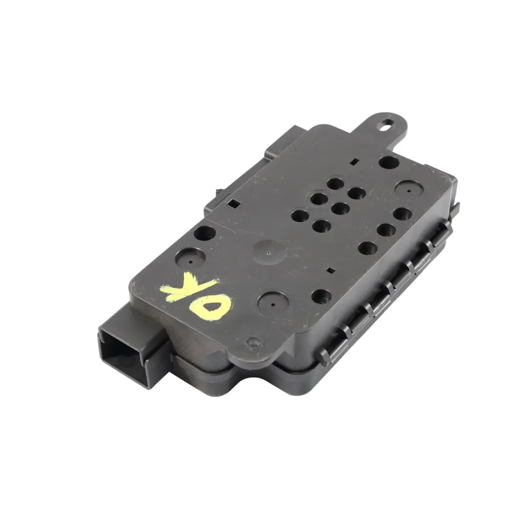 Audi RS4 B7 8E 8H Copertura Supporto Scatola Fusibili Batteria - SKU 8E0937548 - Numero di parte 8E0937548