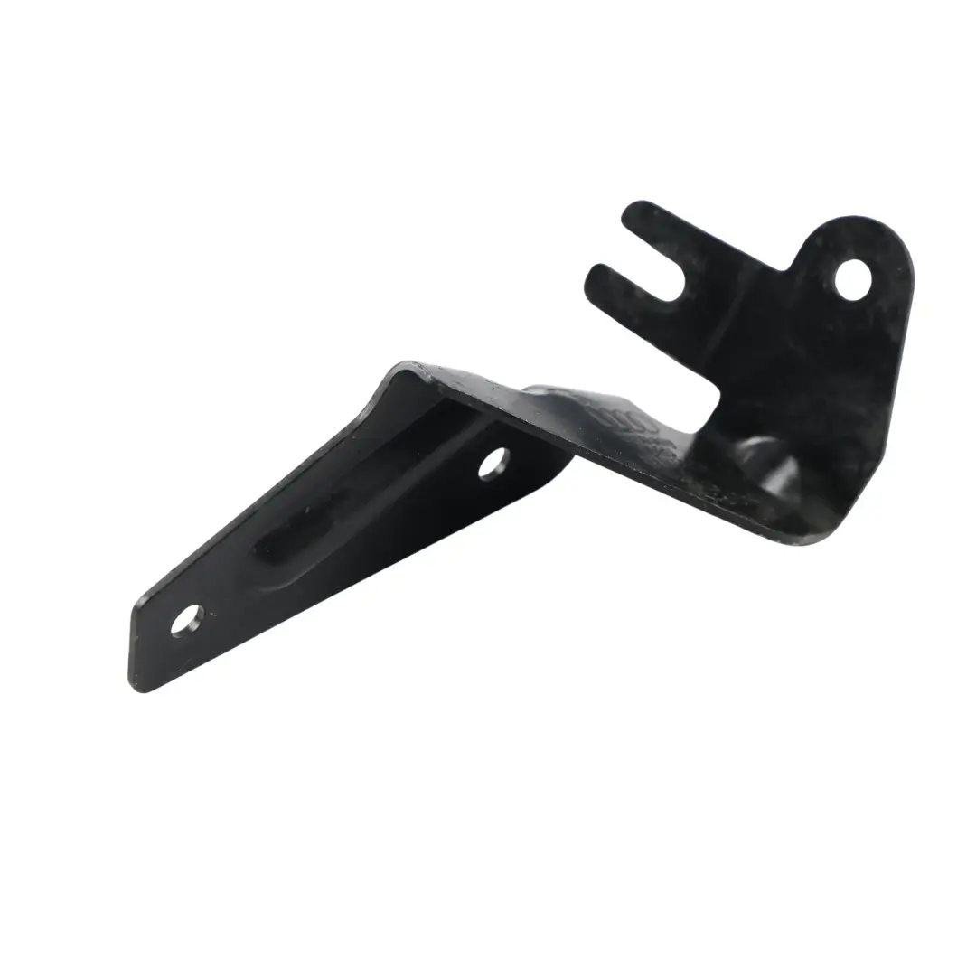 Audi A4 S4 RS4 B7 Uchwyt Pompy Płynu Chłodzącego - SKU 8E0965557A - Numer Części 8E0965557A