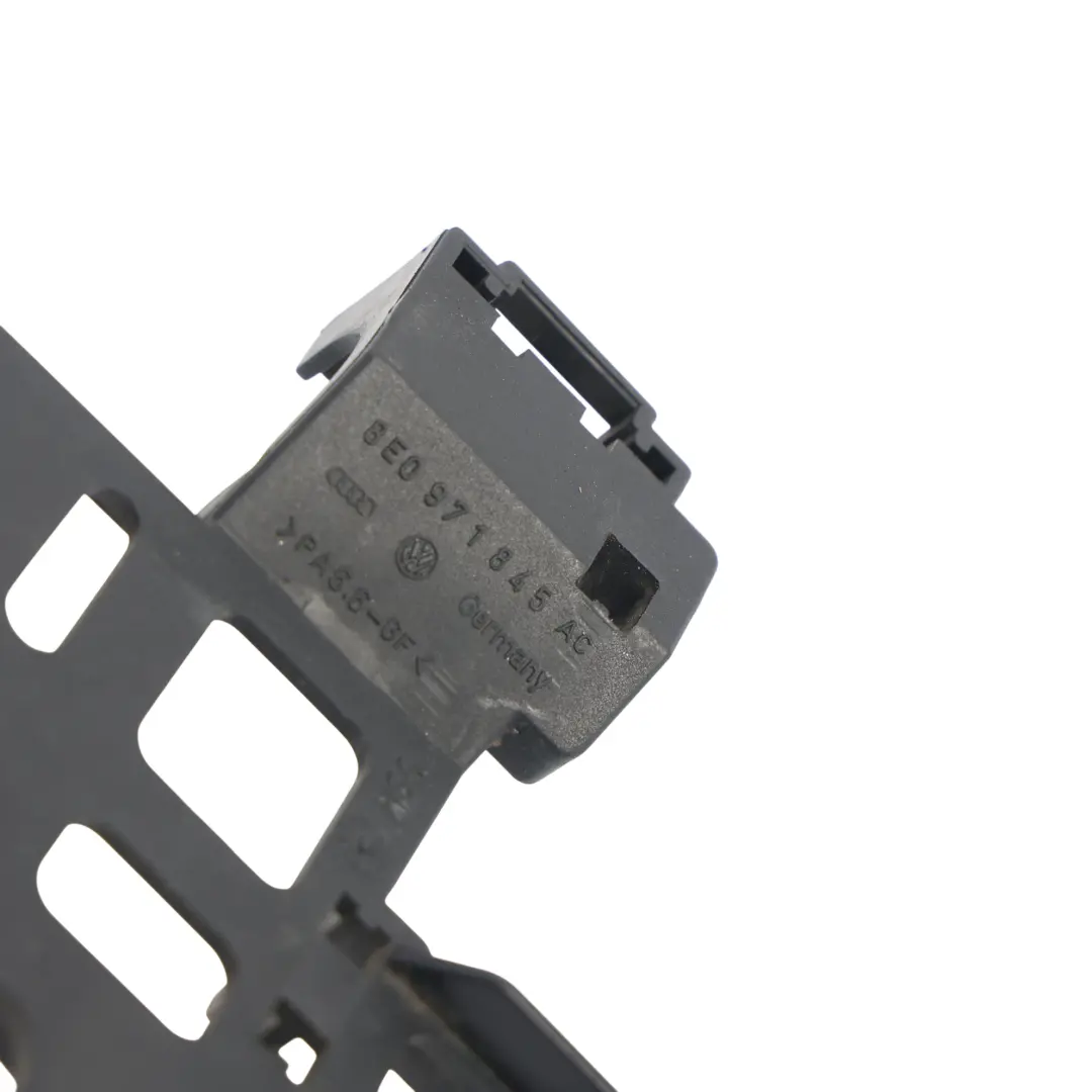 Wiring Loom Plug Plastic Holder Bracket to Audi A4 B7 Seat Exeo Engine with Part number 8E0971845AC Audi A4 B7 Seat Exeo Engine Wiring Loom Plug Plastic Holder Bracket - SKU 8E0971845AC - Part number 8E0971845AC