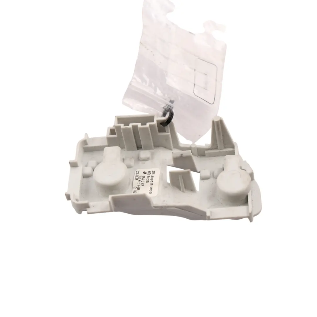 Light Bulb Holder Carrier Rear Right O/S to Audi A4 B7 Avant Tailgate with Part number 8E9945258D Audi A4 B7 Avant Tailgate Light Bulb Holder Carrier Rear Right O/S - SKU 8E9945258D - Part number 8E9945258D