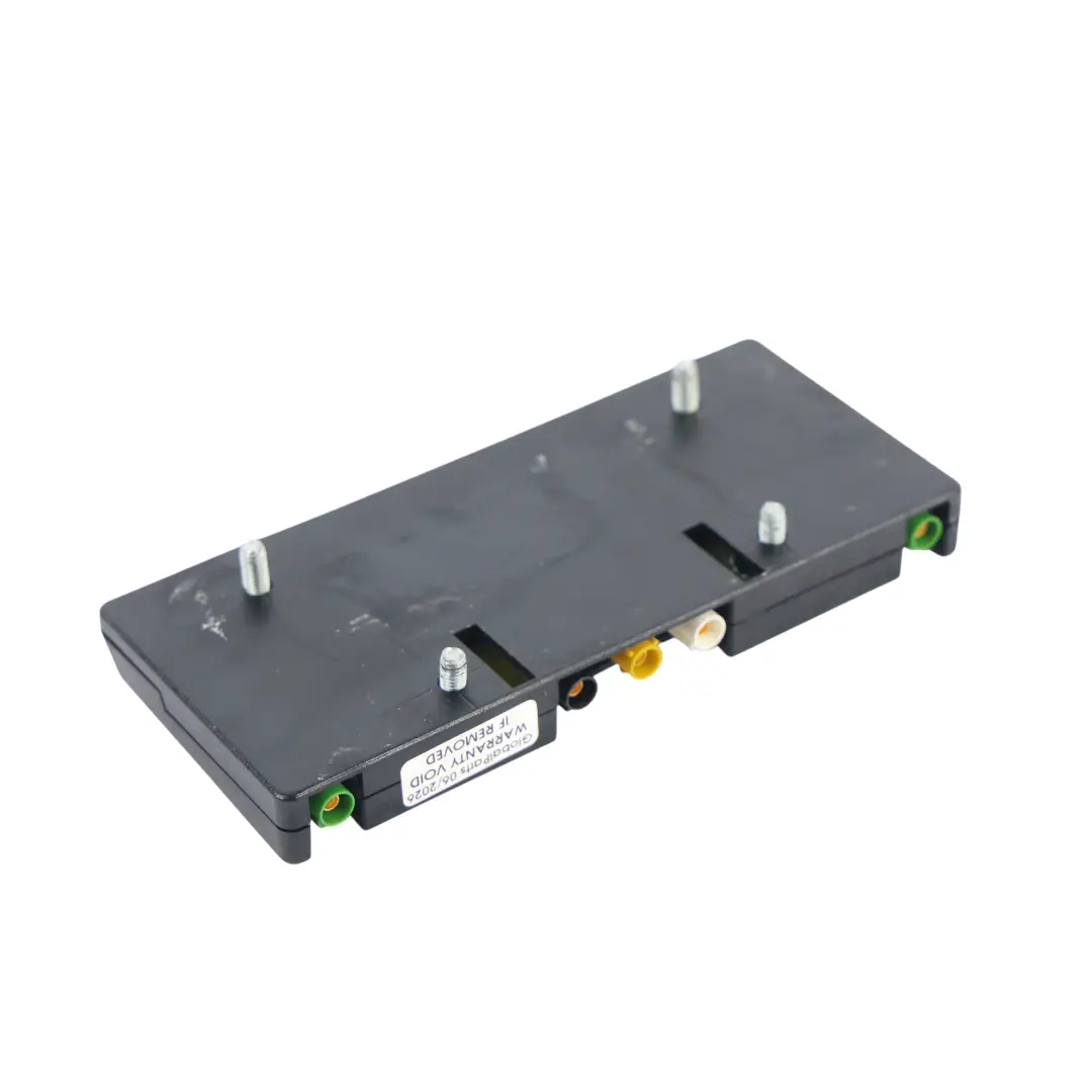 Amplificatore Antenna Sinistro per Audi A4 S4 B6 B7 Cabrio con numero di parte 8H0035225K Audi A4 S4 B6 B7 Cabrio Amplificatore Antenna Sinistro - SKU 8H0035225K - Numero di parte 8H0035225K