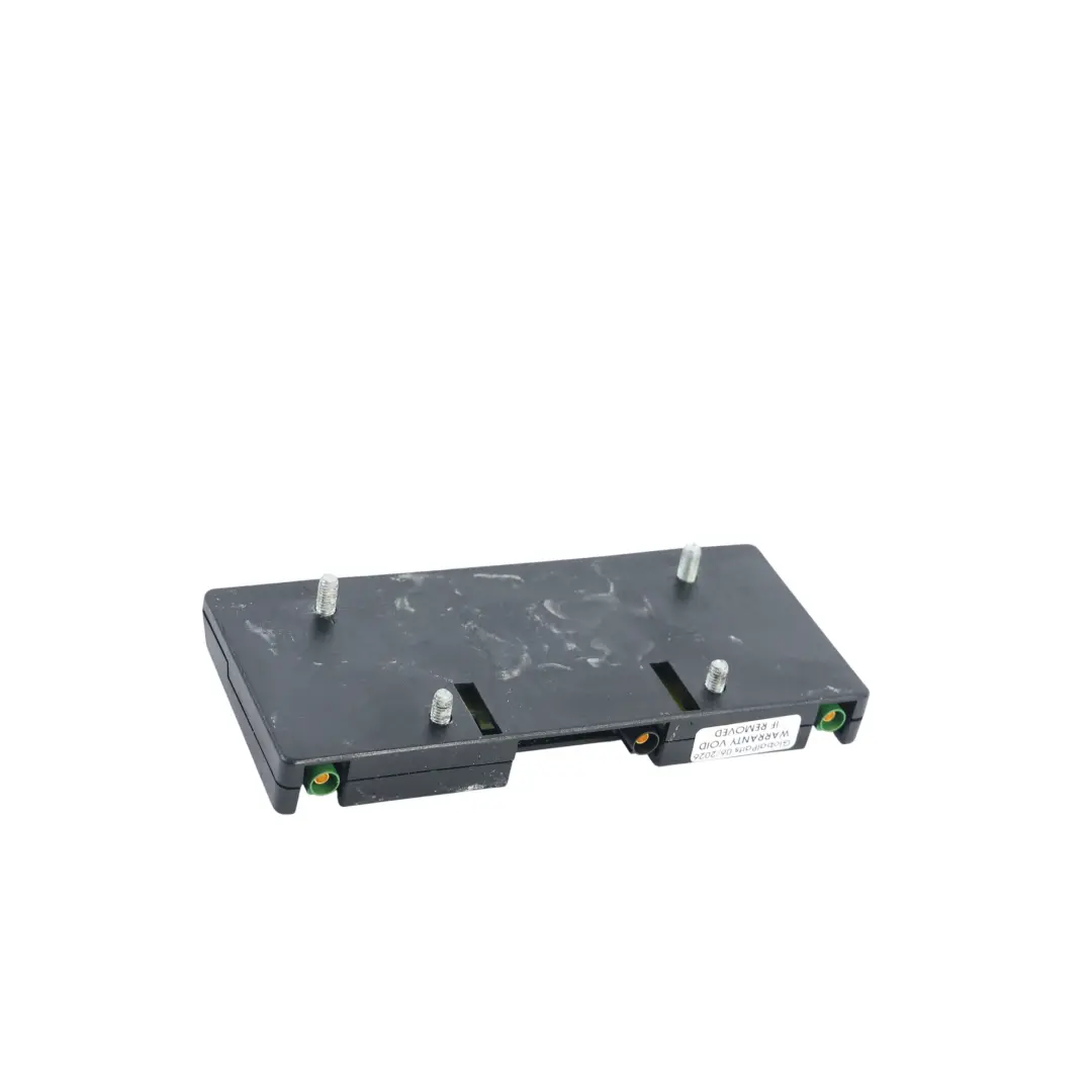 Amplificatore Antenna Destro per Audi A4 S4 B6 B7 con numero di parte 8H0035225M Audi A4 S4 B6 B7 Amplificatore Antenna Destro - SKU 8H0035225M - Numero di parte 8H0035225M