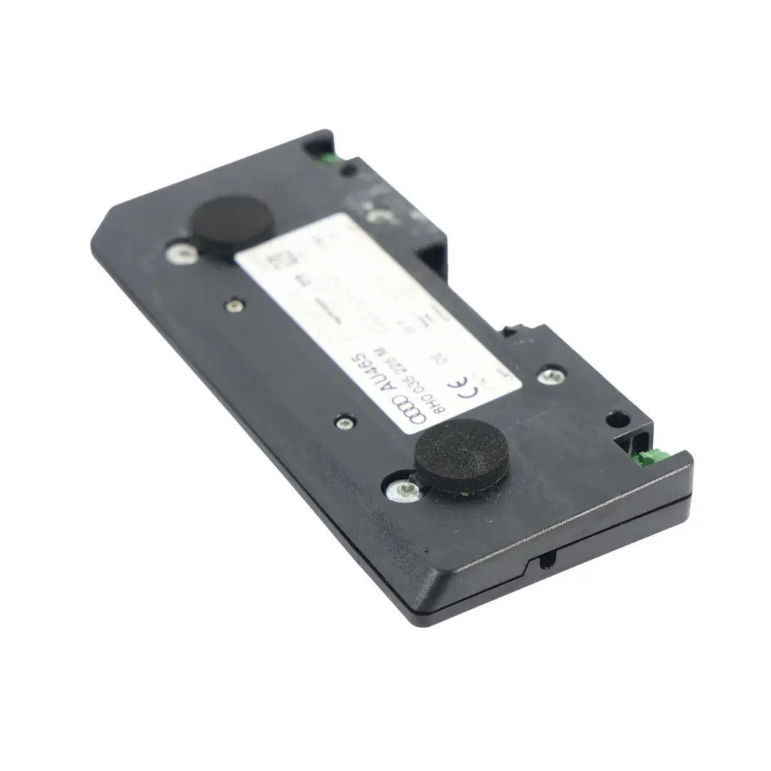Audi A4 S4 B6 B7 Antennenverstärker Rechts - SKU 8H0035225M - Teilenummer 8H0035225M