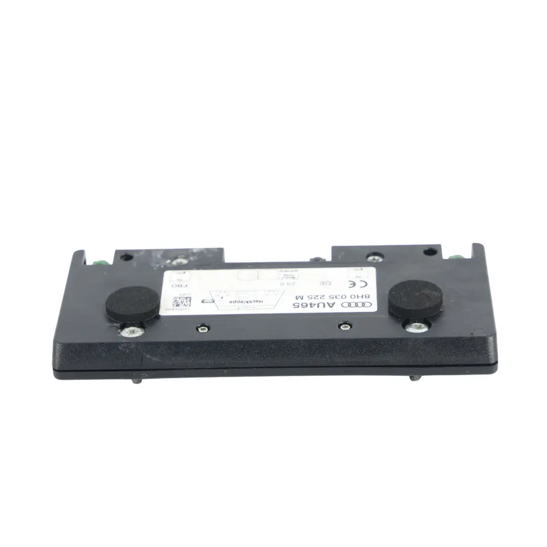 Amplificateur Antenne Droit pour Audi A4 S4 B6 B7 à propos du numéro de pièce 8H0035225M Audi A4 S4 B6 B7 Amplificateur Antenne Droit - SKU 8H0035225M - Numéro de pièce 8H0035225M