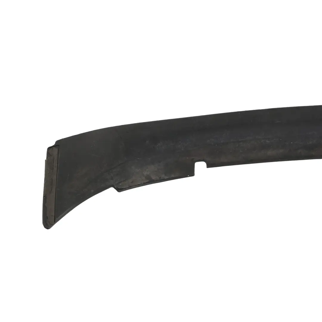 Moldura Superior Paragolpes Trasero Negro para Audi A4 B7 Cabrio con número de pieza 8H0807421 Audi A4 B7 Cabrio Moldura Superior Paragolpes Trasero Negro - SKU 8H0807421 - Número de pieza 8H0807421