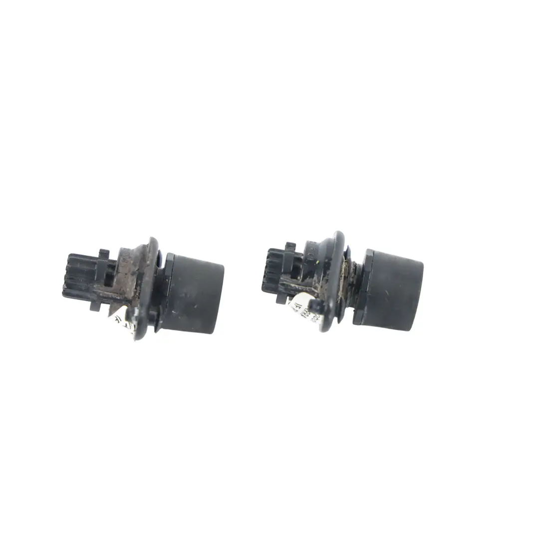 Tope Amortiguador Marco Techo Plegable Ajustable para Audi A4 B7 Cabrio con número de pieza 8H0827249D Audi A4 B7 Cabrio Tope Amortiguador Marco Techo Plegable Ajustable - SKU 8H0827249D - Número de pieza 8H0827249D