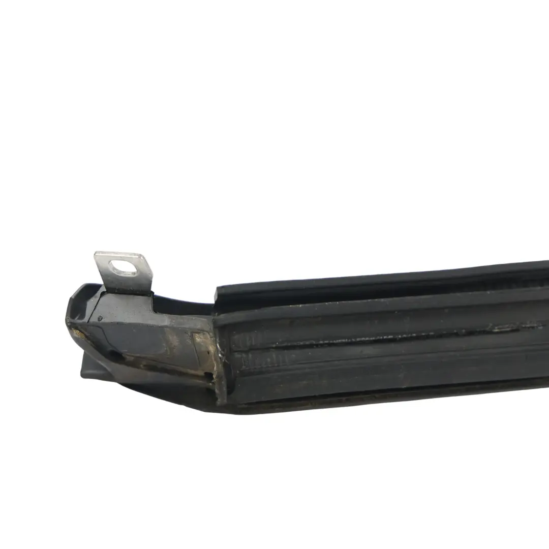 Audi A4 B7 Cabrio Uszczelka Drzwi Przednia Prawa - SKU 8H0831708 - Numer Części 8H0831708