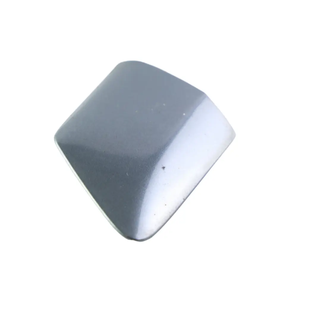 Moldura Panel Guardabarros Lateral Derecho Gris para Audi A4 B7 con número de pieza 8H0853974 Audi A4 B7 Moldura Panel Guardabarros Lateral Derecho Gris - SKU 8H0853974-DGM - Número de pieza 8H0853974