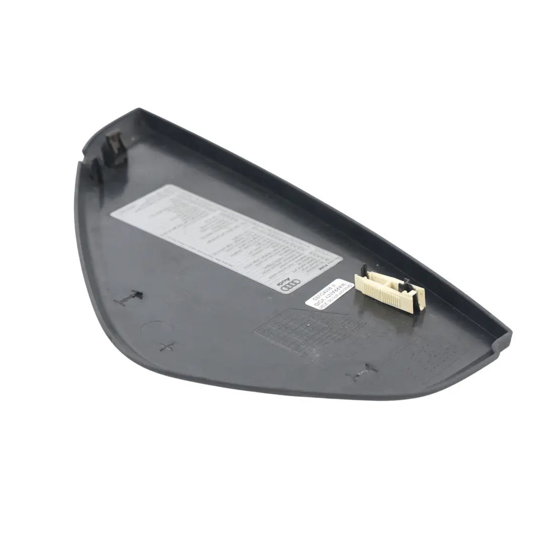 Moldura Lateral Salpicadero Panel Negro Derecho para Audi A4 B6 B7 con número de pieza 8H0857086 Audi A4 B6 B7 Moldura Lateral Salpicadero Panel Negro Derecho - SKU 8H0857086 - Número de pieza 8H0857086