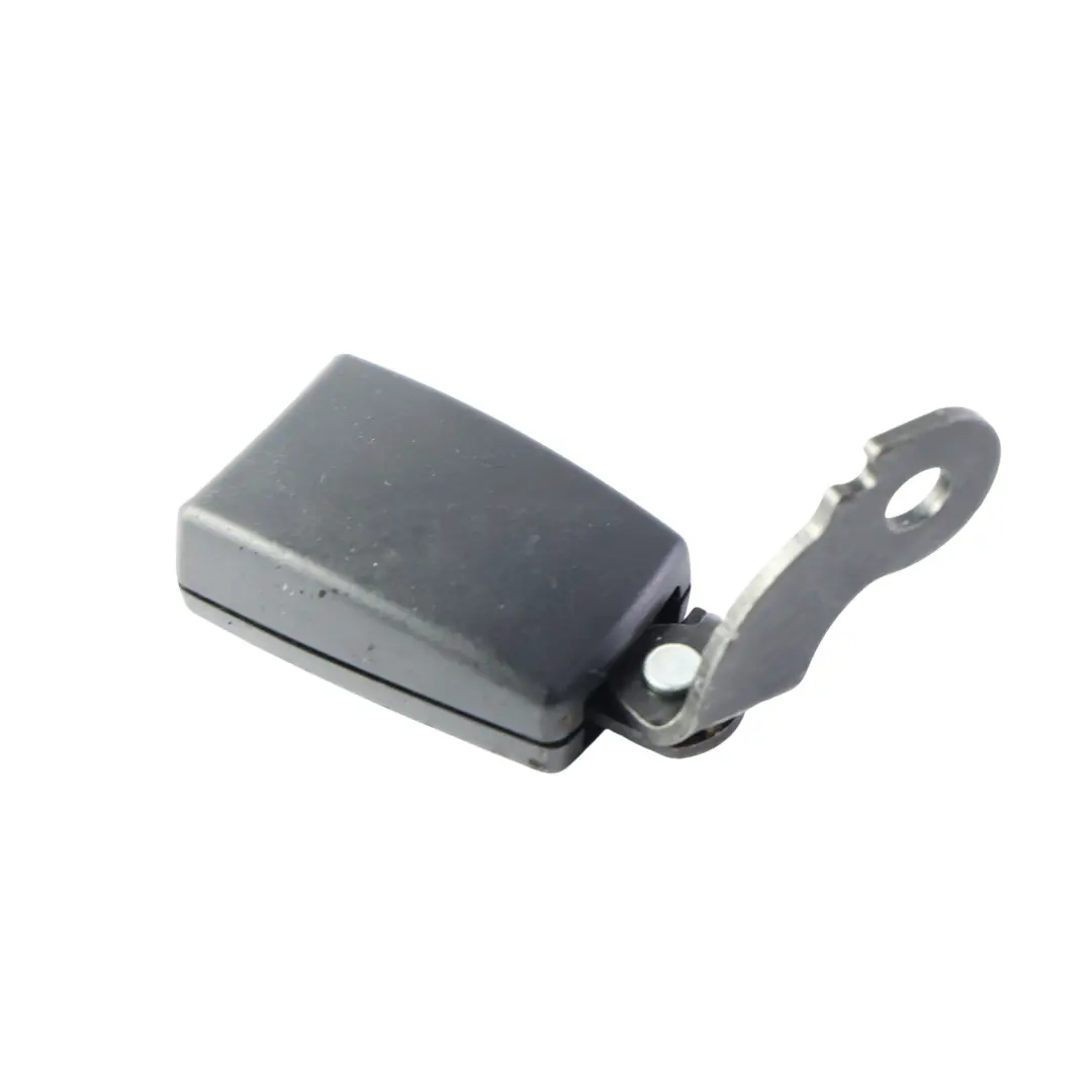 Fibbia Cintura Sicurezza Posteriore Destra per Audi A4 B7 Cabrio con numero di parte 8H0857740 Audi A4 B7 Cabrio Fibbia Cintura Sicurezza Posteriore Destra - SKU 8H0857740 - Numero di parte 8H0857740