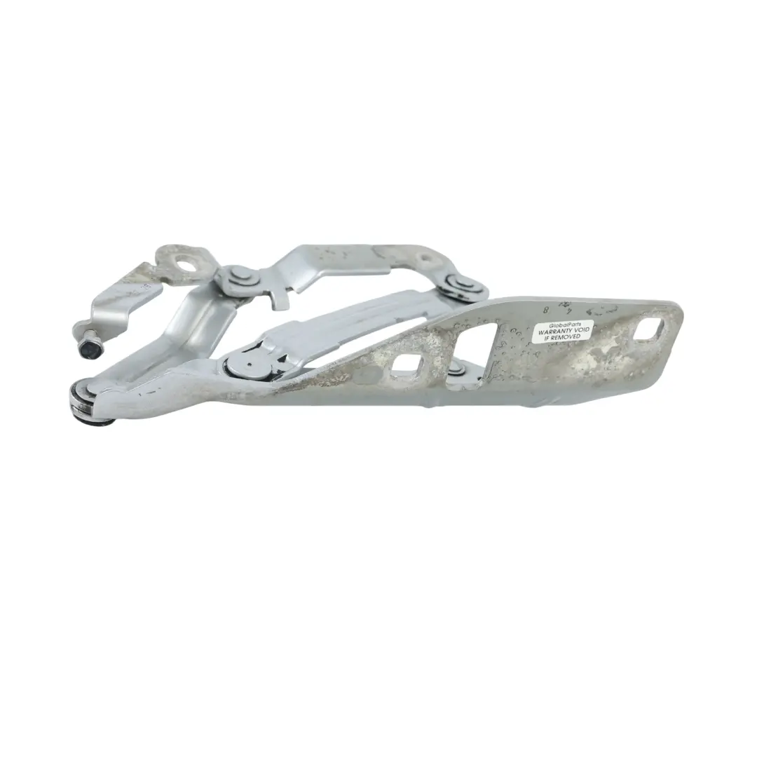 Przedni Zawias Maski Prawy Srebrny Lodowy Metalik X7W do Audi TT 8J o numerze 8J0823302H Audi TT 8J Przedni Zawias Maski Prawy Srebrny Lodowy Metalik X7W - SKU 8J0823302H-ICS - Numer Części 8J0823302H