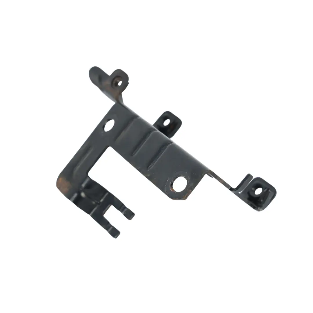 Supporto Staffa Pompa Carburante 2.0 TDI Quattro per Audi TT 8J con numero di parte 8J0906279A Audi TT 8J Supporto Staffa Pompa Carburante 2.0 TDI Quattro - SKU 8J0906279A - Numero di parte 8J0906279A