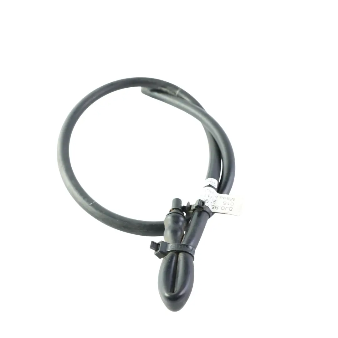 Tubo Condotto Ugelli Lavafari Proiettore per Audi TT 8J con numero di parte 8J0955961A Audi TT 8J Tubo Condotto Ugelli Lavafari Proiettore - SKU 8J0955961A - Numero di parte 8J0955961A