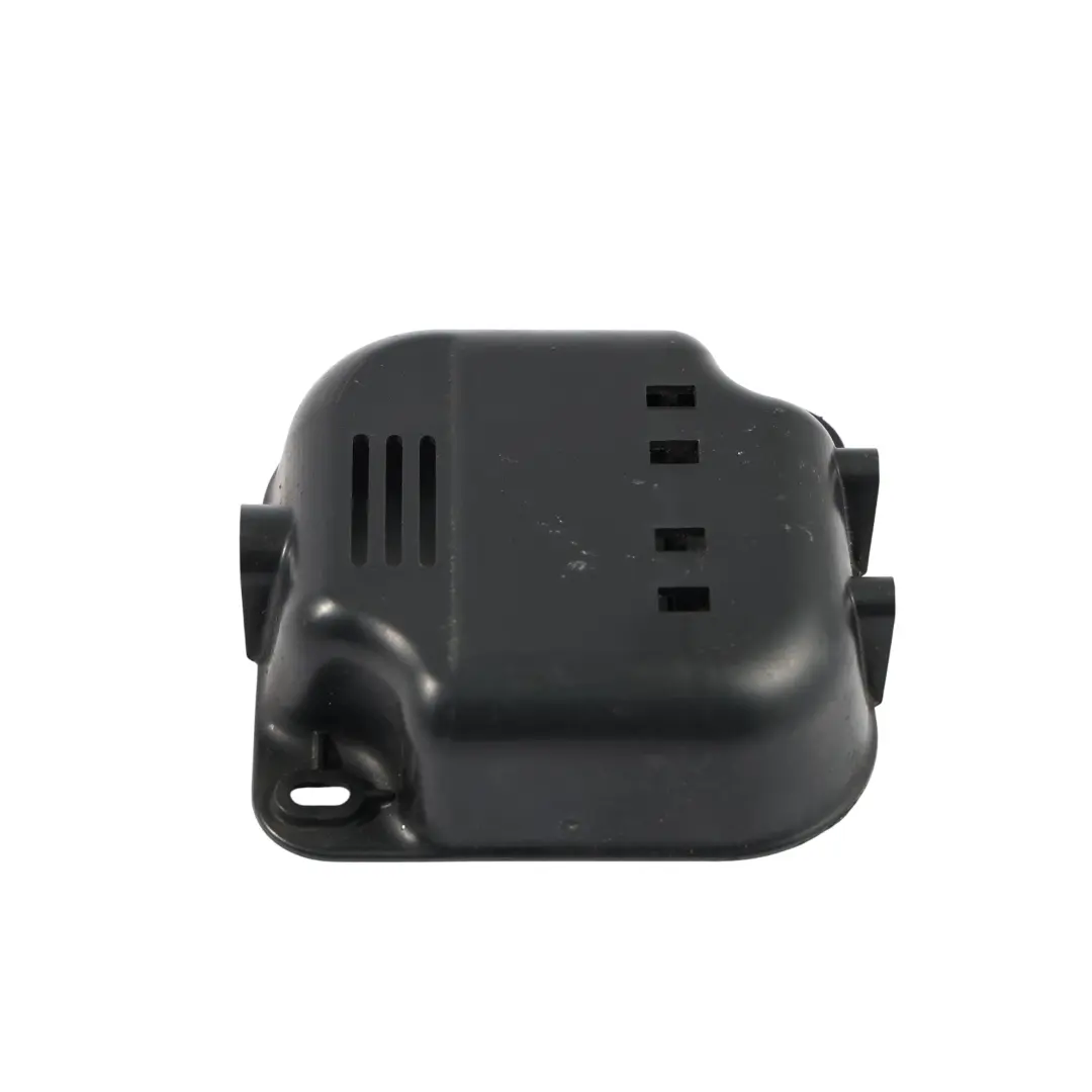 Mk2 8J Lambda Probe Connector Wiring Cable Guide Cover Housing to Audi TT with Part number 8J0971830 Audi TT Mk2 8J Lambda Probe Connector Wiring Cable Guide Cover Housing - SKU 8J0971830 - Part number 8J0971830