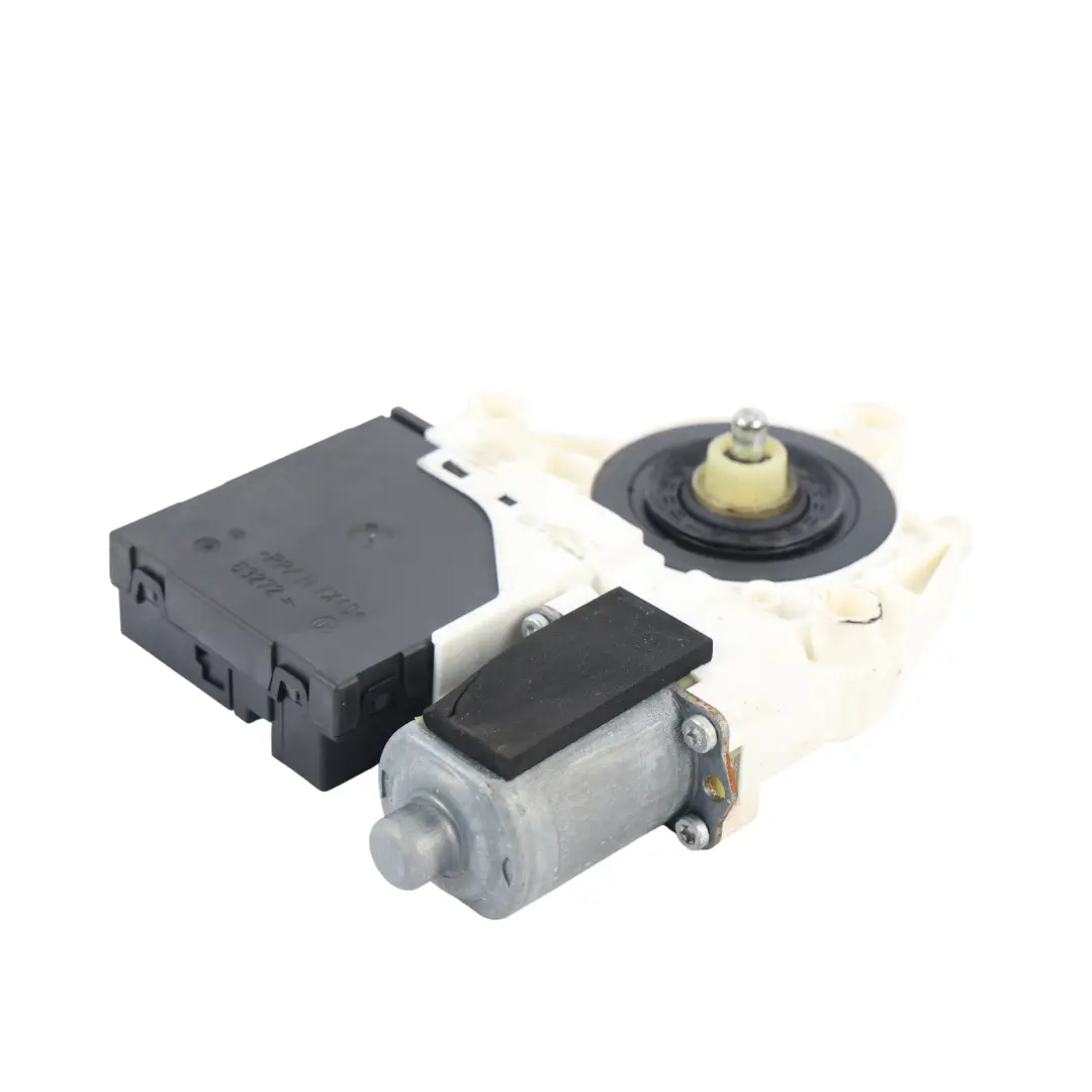 Centralina Motore Alzacristallo Anteriore Lato Passeggero per Audi TT 8J con numero di parte 8J8959802D Audi TT 8J Centralina Motore Alzacristallo Anteriore Lato Passeggero - SKU 8J8959802D - Numero di parte 8J8959802D