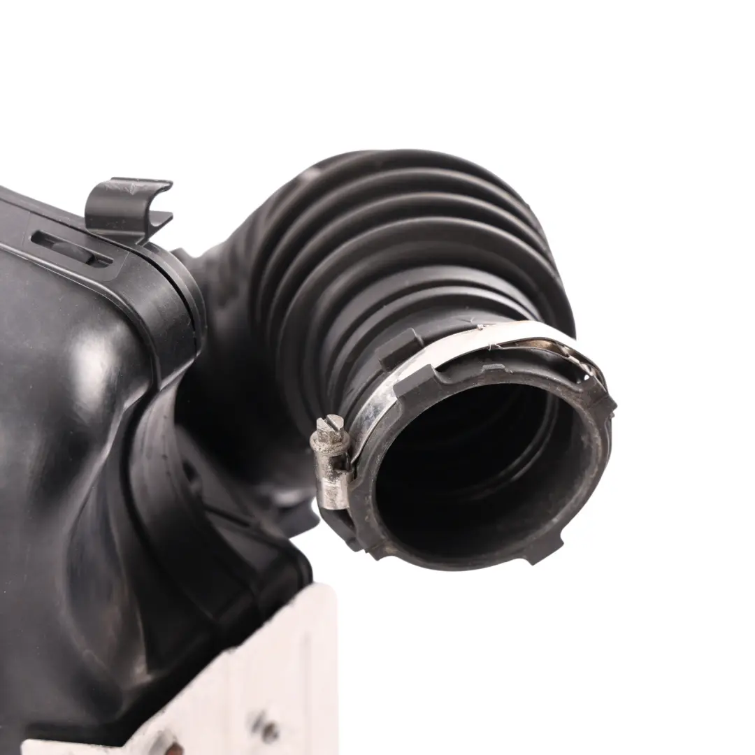 Audi A4 B8 A5 8T Air Intake Silencer Housing Filter Box Petrol - SKU 8K0133837AB-1 - Part number 8K0133837AB