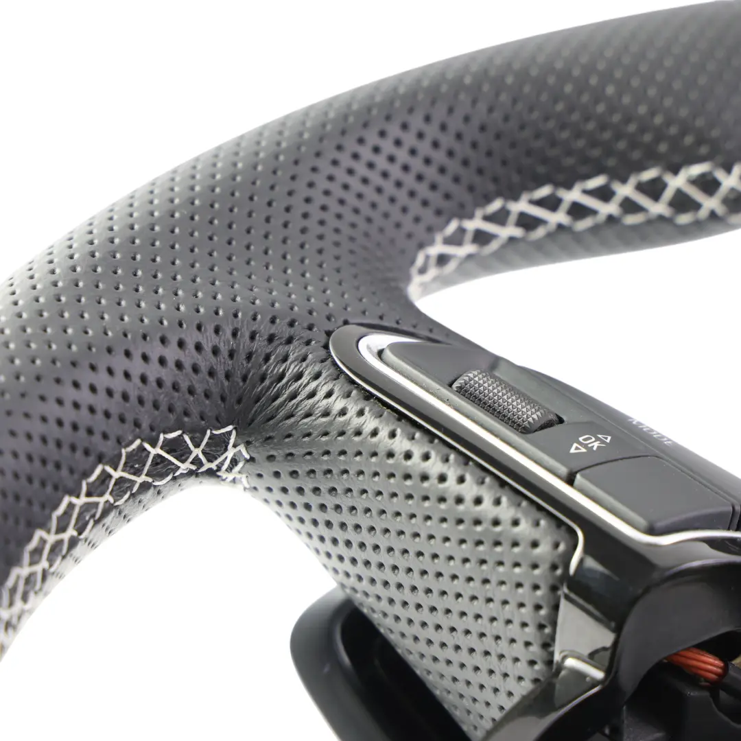Lenkrad NEU Schwarz Leder Schaltwippen Flach Unten für Audi RS4 B8 mit Teilenummer 8K0419091CQ Audi RS4 B8 Lenkrad NEU Schwarz Leder Schaltwippen Flach Unten - SKU 8K0419091CQ-2 - Teilenummer 8K0419091CQ