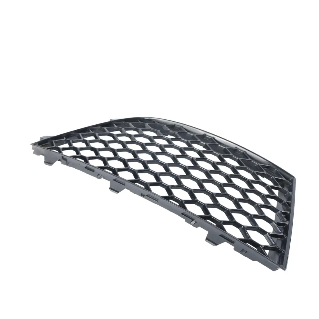 Audi A4 B8 Rejilla Faro Antiniebla Parachoques Delantero Derecho - SKU 8K0807682R - Número de pieza 8K0807682R