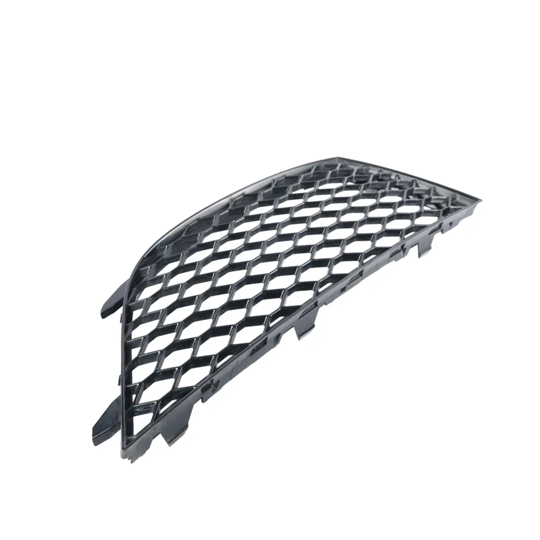 Grille Antibrouillard Pare-Chocs Avant Droit pour Audi A4 B8 à propos du numéro de pièce 8K0807682R Audi A4 B8 Grille Antibrouillard Pare-Chocs Avant Droit - SKU 8K0807682R - Numéro de pièce 8K0807682R
