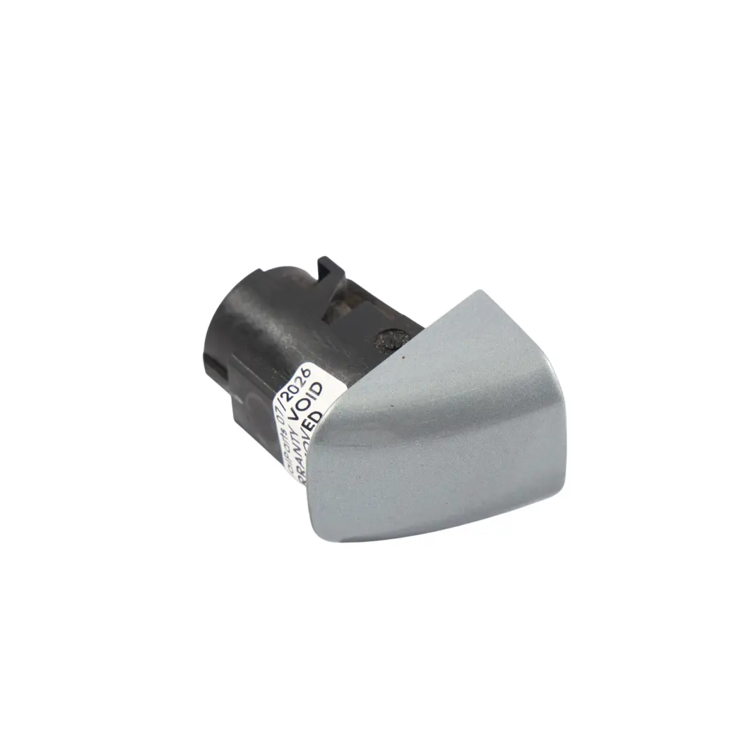 Handle End Cap Cover Front Rear Passenger Side Monza Silver - X7V to Audi A4 B8 with Part number 8K0839879 Audi A4 B8 Handle End Cap Cover Front Rear Passenger Side Monza Silver - X7V - SKU 8K0839879-MSIL - Part number 8K0839879