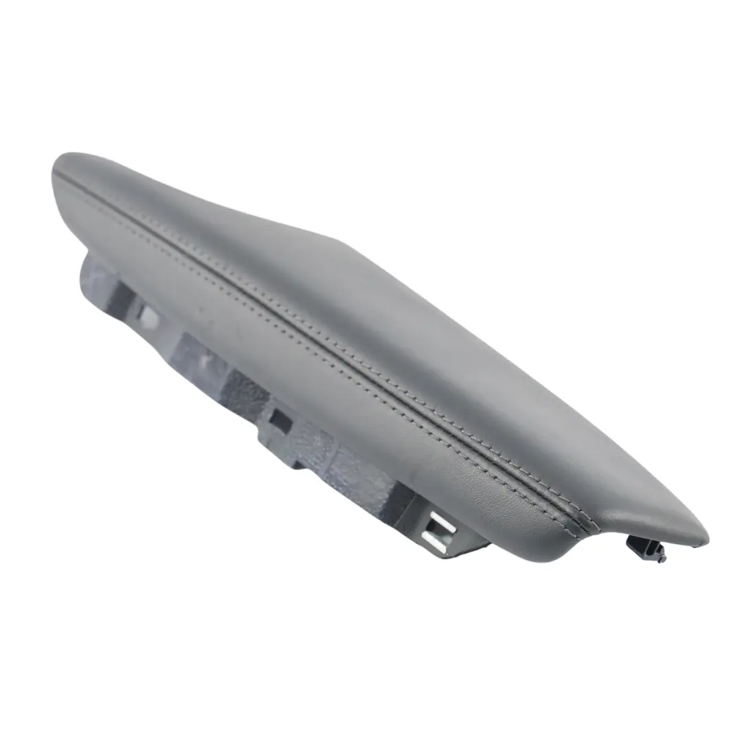 Audi A5 8T Türverkleidung Armlehne Griff Hinten Rechts Schwarz - SKU 8K0867374A - Teilenummer 8K0867374A
