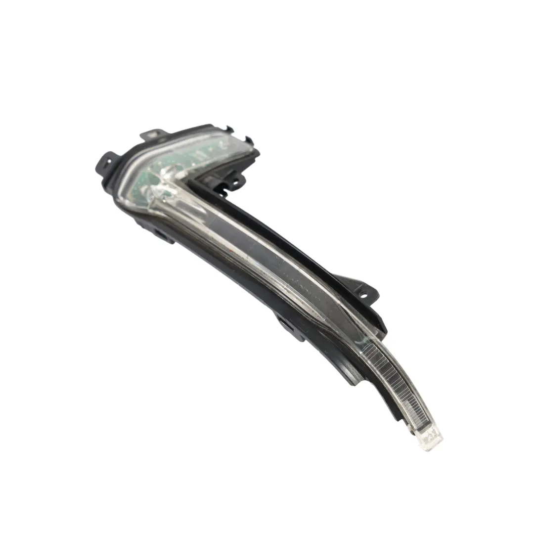 Lampeggiatore Specchietto Retrovisore Sinistro per Audi A5 S5 8T con numero di parte 8K0949101D Audi A5 S5 8T Lampeggiatore Specchietto Retrovisore Sinistro - SKU 8K0949101D - Numero di parte 8K0949101D