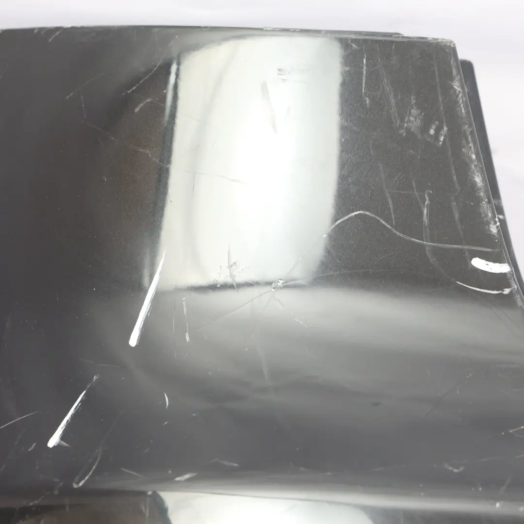 Zderzak Tylny Phantom Black Czarny Z9Y do Audi A4 S4 B8 Avant o numerze 8K9807303A Audi A4 S4 B8 Avant Zderzak Tylny Phantom Black Czarny Z9Y - SKU 8K9807303A-PHB1 - Numer Części 8K9807303A