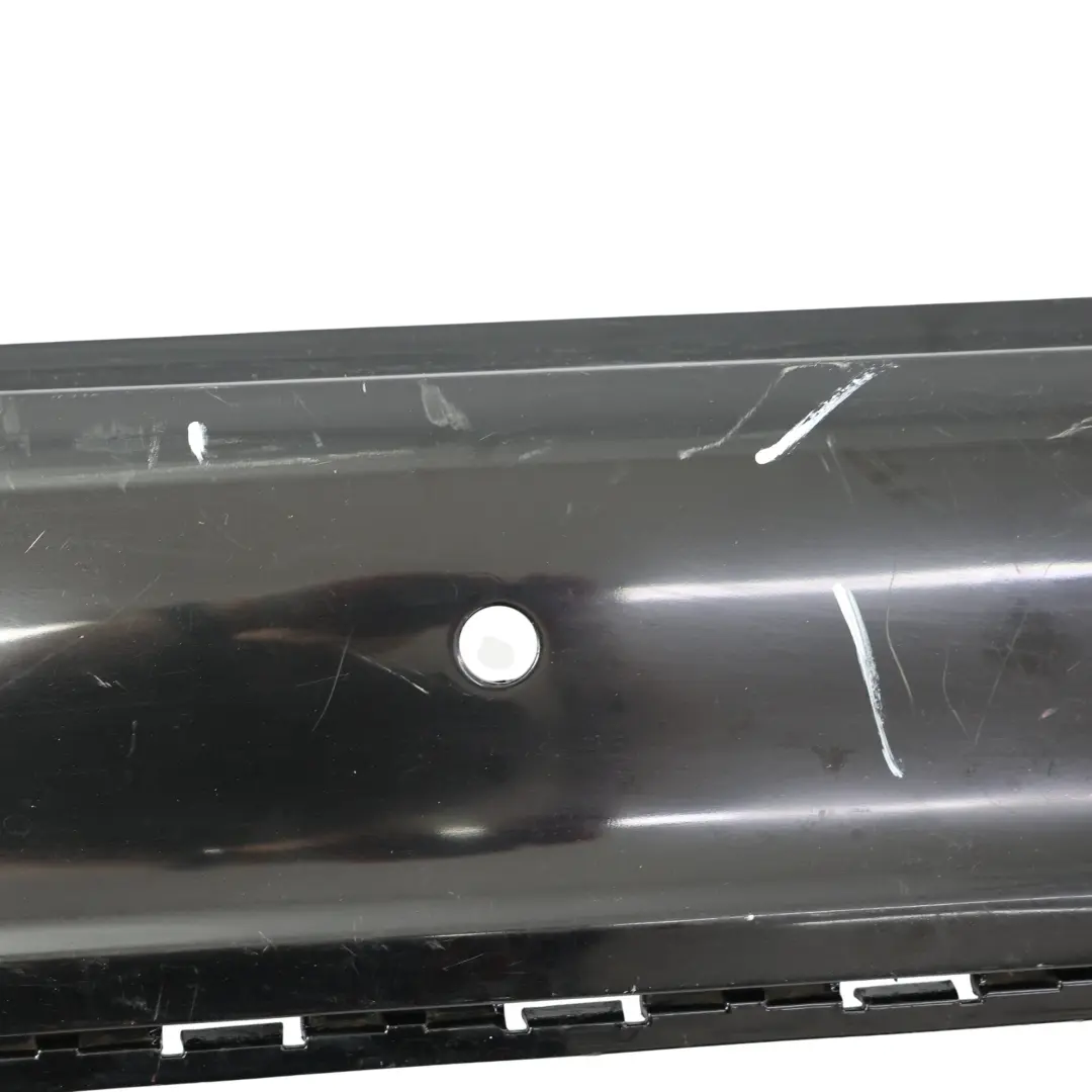 Zderzak Tylny Phantom Black Czarny Z9Y do Audi A4 S4 B8 Avant o numerze 8K9807303A Audi A4 S4 B8 Avant Zderzak Tylny Phantom Black Czarny Z9Y - SKU 8K9807303A-PHB1 - Numer Części 8K9807303A