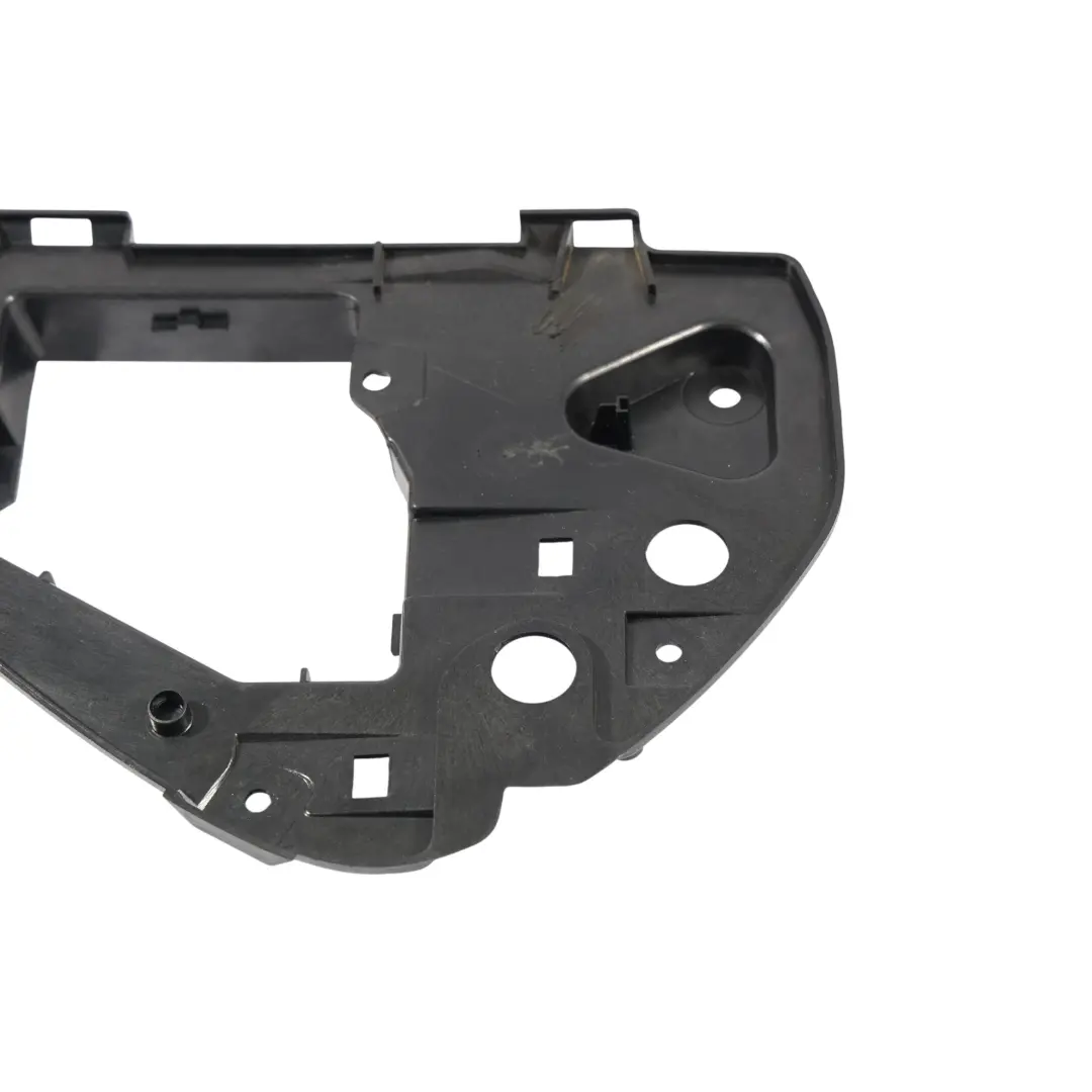 8L Support Porte-Fusible Panneau Tableau de Bord Gauche pour Audi A3 à propos du numéro de pièce 8L0858387A Audi A3 8L Support Porte-Fusible Panneau Tableau de Bord Gauche - SKU 8L0858387A - Numéro de pièce 8L0858387A