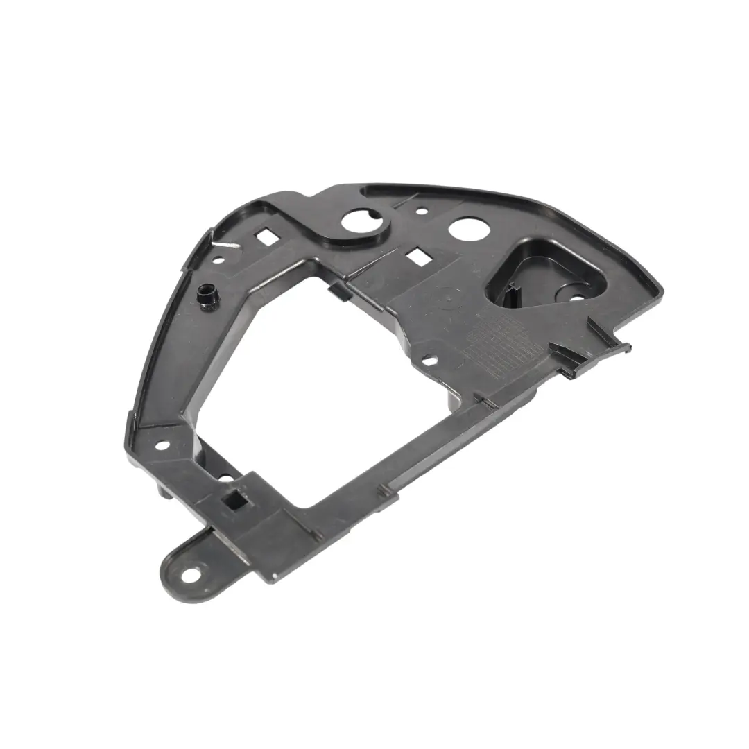 8L Supporto Copertura Scatola Fusibili Cruscotto Destra per Audi A3 con numero di parte 8L0858388A Audi A3 8L Supporto Copertura Scatola Fusibili Cruscotto Destra - SKU 8L0858388A - Numero di parte 8L0858388A